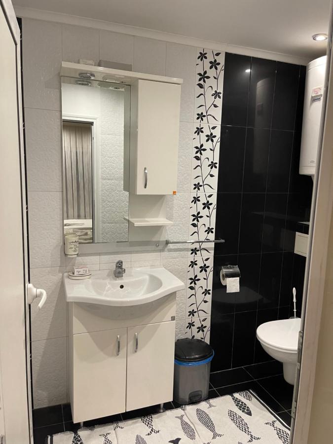 Ivet Guest Rooms Varna Esterno foto
